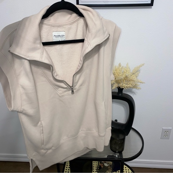 Abercrombie and Fitch oversized half-zip tunic vest quarter zip vest - Picture 4 of 8